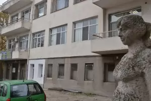 Следизборно: Кабинетът си прибра парите за ямболската болница