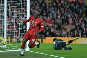 ВАР помогна на "Ливърпул" да завърши 2019 г. с победа