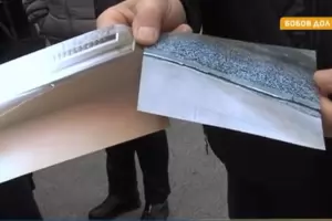 Жители на Бобов дол протестират заради трафика на камиони през града