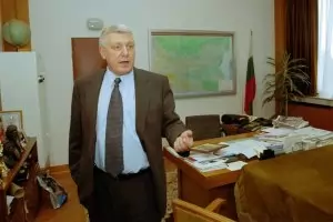 Бивш шеф на НСО не разбира
защо службата охранява Доган