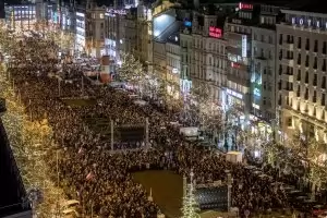 50 000 чехи въстанаха
срещу измамите с европари