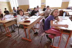 Софийската математическа гимназия отново приема с най висок минимален бал сред