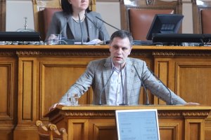 Планът на ВМРО Съветът за електронни медии да бъде превърнат в