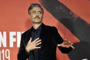 Тайка Уайтити се забърка в бъдещите "Междузвездни войни"