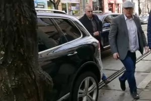 Партия пусна сигнал в спецпрокуратурата срещу Гешев