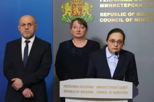 Правителството отказа да се споразумее със сестрите