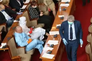 МВР ще проследява болни чрез телефоните им