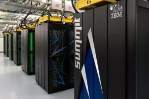 Най-бързият суперкомпютър в света търси лек срещу коронавируса