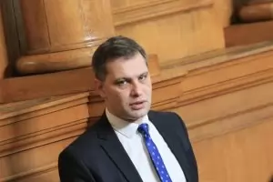 Покрай вируса управляващите пак заговориха за спиране на медии