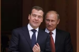 Путин определи със специален указ правомощията на Медведев