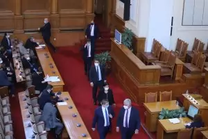 Стотици граждани алармират, че ГЕРБ минира достъпа до информация