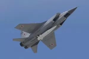 МиГ-31 и F-16 се срещнаха във въздуха (ВИДЕО)