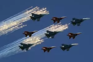 Русия ще отбележи 9 май с авиопаради на бойни самолети