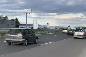 50 000 автомобила напускат София за празничните дни