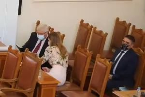 Правителството ще обявява извънредна обстановка по неясни критерии