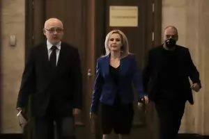 Гешев поиска да се конфискуват колите на пияни и дрогирани шофьори