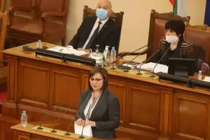 Нинова: Борисов да плати сметката за задкулисието в държавата  