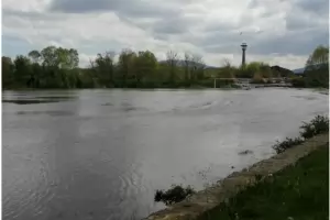 Прокуратурата проверява скъсаната дига в Перник