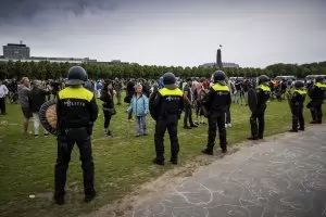 EК: Няма да се затварят цели държави при втора вълна на COVID-19