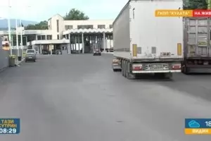 Вече няма опашки на Кулата за влизане в Гърция