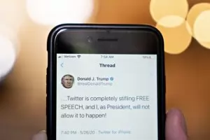 Twitter-ът на Тръмп получил специална защита