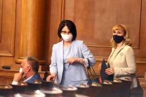 Без обсъждания парламентът одобри кандидатурата на Елена Чернева Маркова за заместник омбудсман Чернева