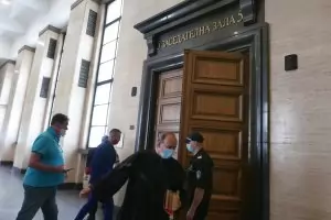 Съдът остави в ареста обвинения за смъртта на Милен Цветков