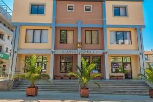 Обзор иска да отмъкне от Несебър един от най-красивите брегове