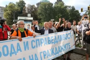 Цацаров не прие лидера на БОЕЦ заради снимка с Борисов