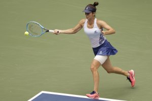 Цветана Пиронкова се класира за полуфиналите на ITF турнира на