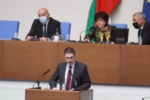 11 300 полицаи вече са заявили, че искат да се ваксинират