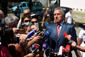 Джуканович призна поражението си и партията му минава в опозиция