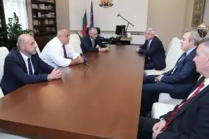 Вузовете ще получат 50 млн. лв. за по-високи заплати на асистентите