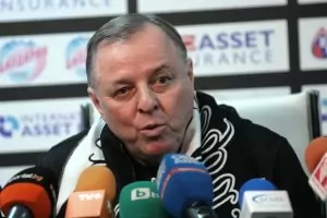 "Славия" върна руснака Тарханов за треньор