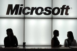 От Майкрософт обявиха че тази година ще уволнят 10 000