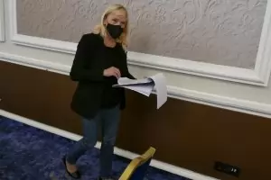 Комисия в Европарламента отказа да свали имунитета на Елена Йончева