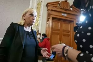 Евродепутатите утре пак ще обсъждат демокрацията в България