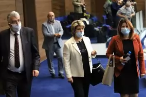 НС гласува до 10 000 лв. глоба за болници, отказали COVID мерки