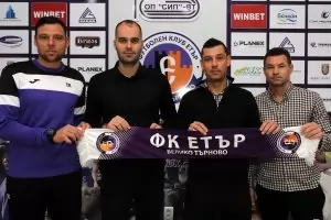 Томаш ще спасява опашкаря в елита от изпадане