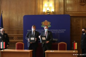 Договорът по който България ще плати 1 млрд лв за два