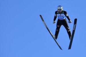 С много силно представяне приключи годината българският ски скачач Владимир
