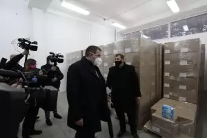 Здравният министър: Рано е да се каже какво ще отвори след 21 декември