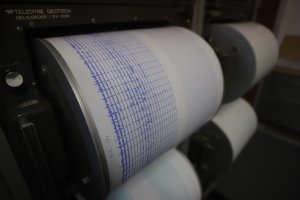 Земетресение с магнитуд 3 5 по Рихтер е усетено в София