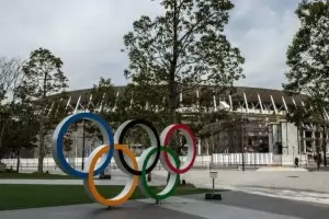 МОК планира ваксиниране на всички олимпийци, за да спаси игрите