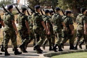 Военната служба в Гърция ще бъде увеличена от 9 на