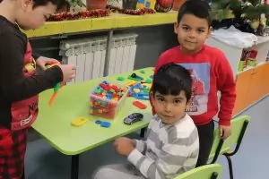 Два пъти повече ромски деца завършват училище