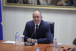 Президентът Румен Радев настоя Централната избирателна комисия ЦИК да уточни