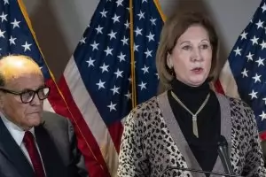 Тръмпистка отива на съд за клевета по иск за 1,3 млрд. долара