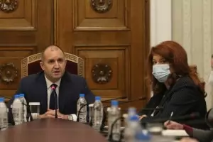 СДС: Радев иска власт на всяка цена, консултациите са параван