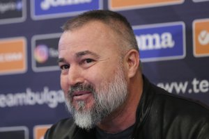 Селекционерът на националния отбор по футбол Ясен Петров изрази увереност